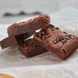 Chocolate Brownie Traybake (12 Portions)