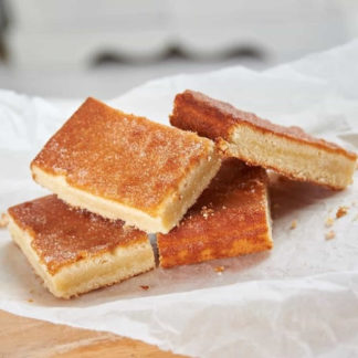 Lemon Drizzle Cake Traybake (12 Portions)