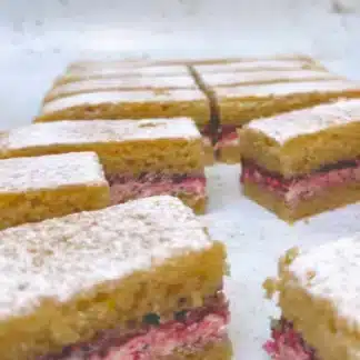 Victoria Sponge (VG)